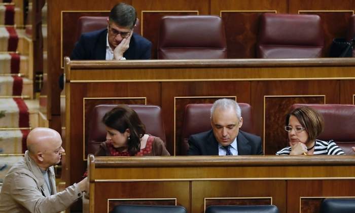 bancada-psoe-congreso-19feb19-efe.jpg