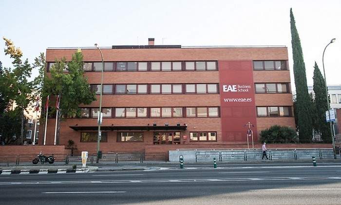 EAE.jpg