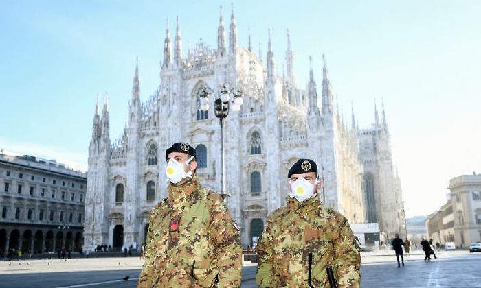 coronavirus-mascara-milan-reuters.jpg