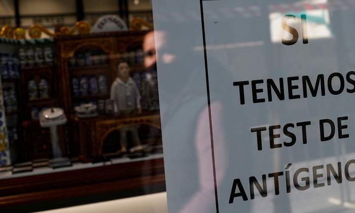 antigenos-farmacia-reuters.jpg