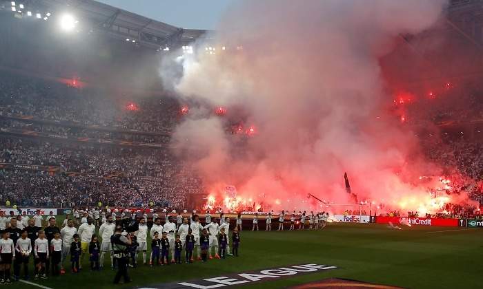 Bengalas-Final-Lyon-2018-EFE.jpg