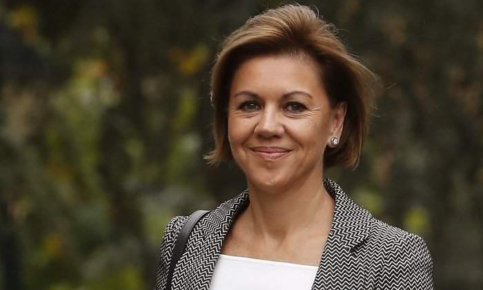 cospedal-ministra-sonrisa-efe.jpg