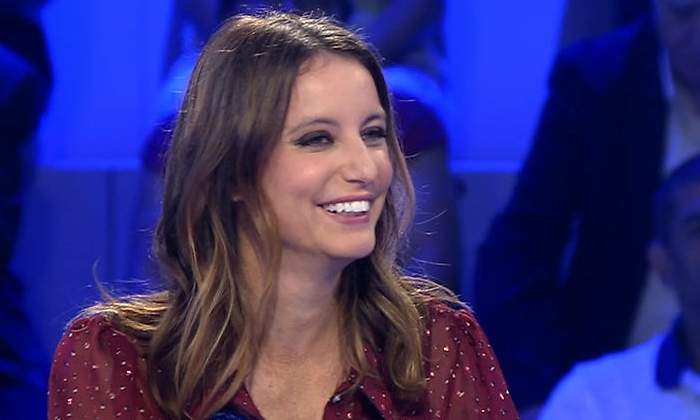 andrea-levy-canta.jpg