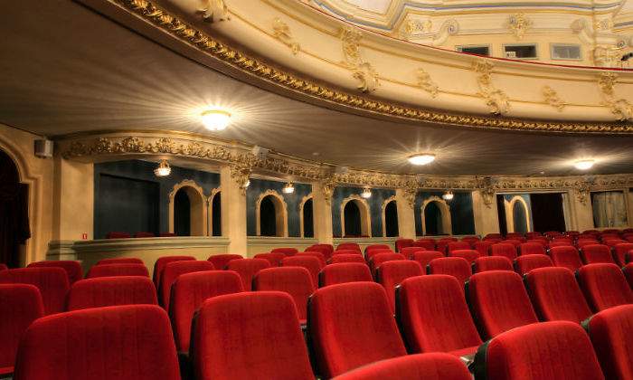 teatro-defini.jpg