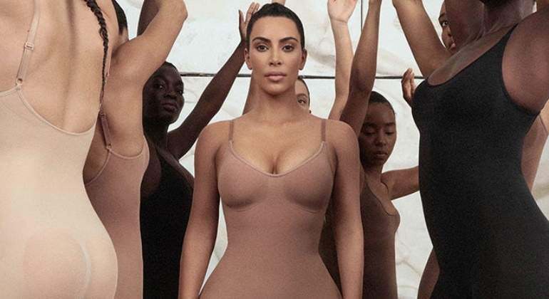 Kim Kardashian por Skim