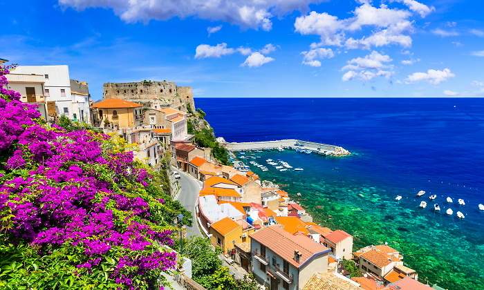 calabria-dreamstime.jpg