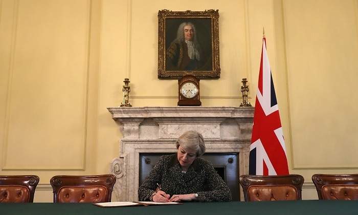 may-brexit-carta-reuters.jpg