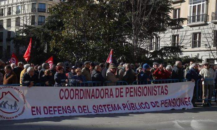 pensiones-protesta-congreso-770-efe.jpg