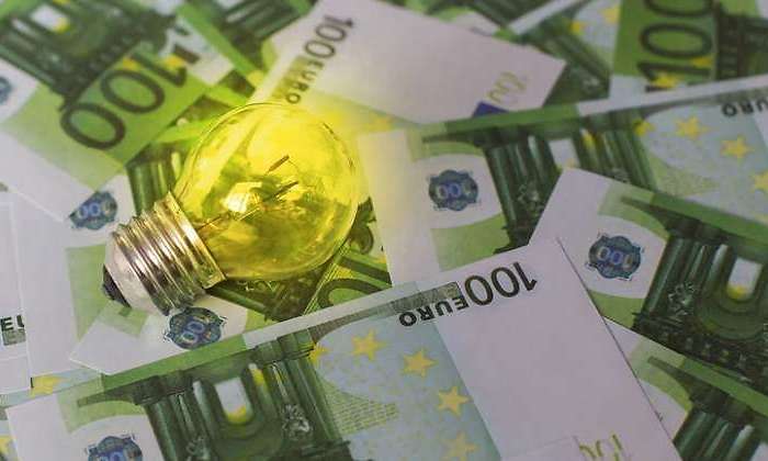 electricidad-bombilla-euros-dreams.jpg