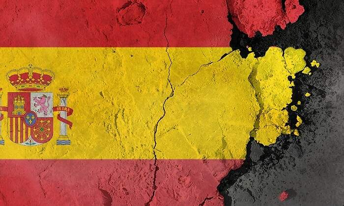 espana-bandera-muro-roto.jpg