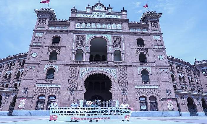 stopsucesiones-plazadetoros.jpg