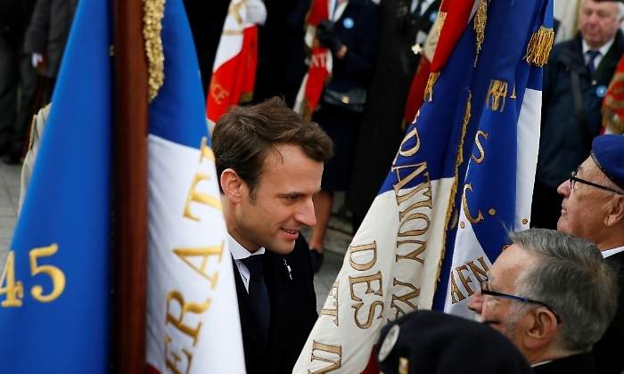 macron-banderas-francia-reuters.jpg