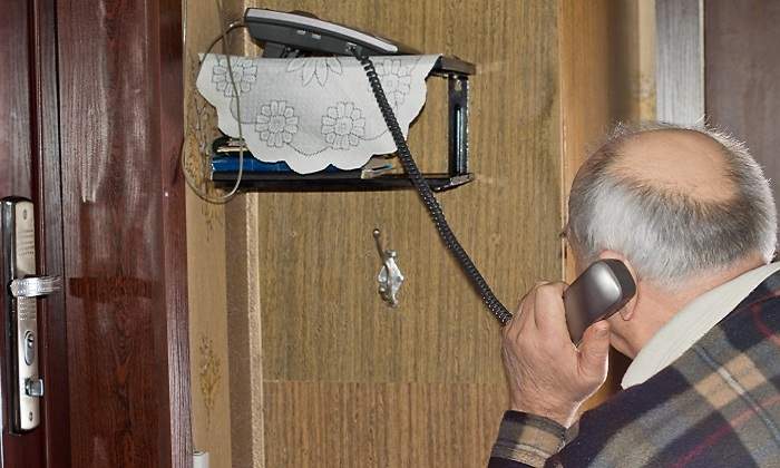 770-x-420-Telefono-fijo-Istock.jpg
