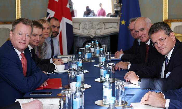 frost-sefcovic-reuters-770x420.jpg