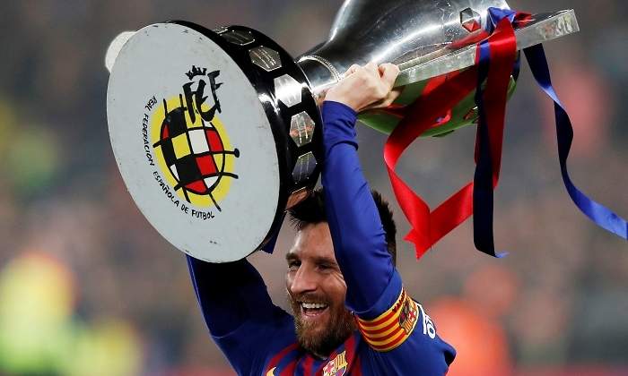 messi-levanta-laliga-1819-reuters.jpg