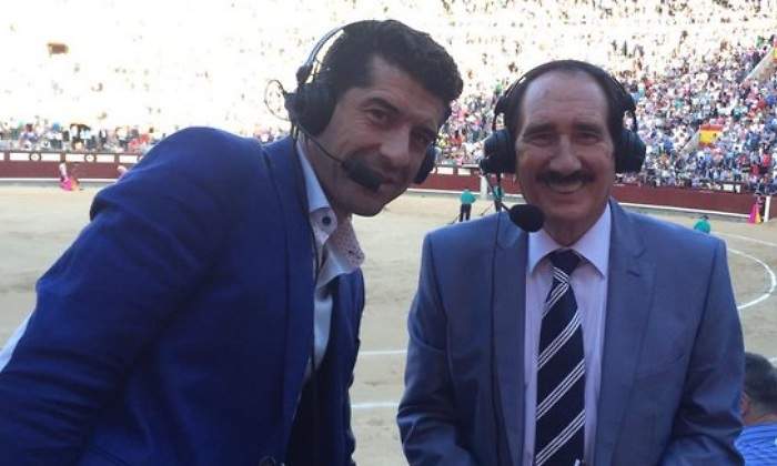 MANOLO-moles-tv.jpg