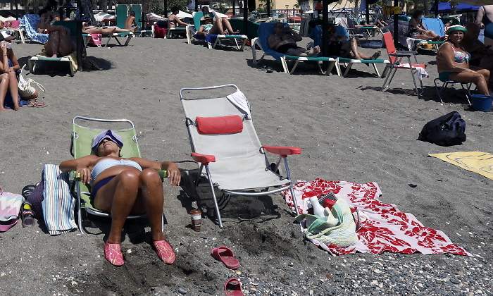playa-tomando-sol-ep.jpg