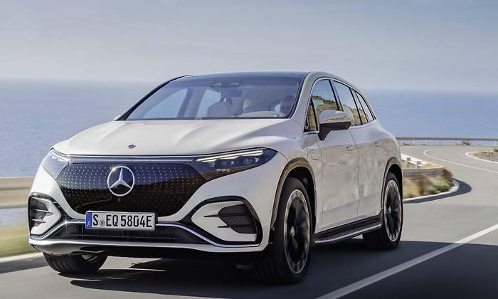 Mercedes EQS SUV