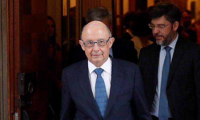 montoro-pge-puerta-congreso-770-efe.jpg