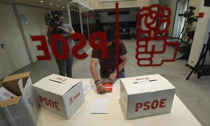 psoe-primarias-urnas-efe.jpg