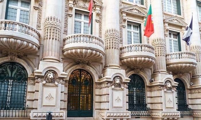 santander-dreamstime.jpg