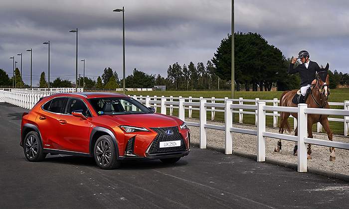 Lexus UX