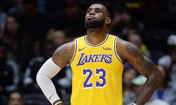 lebron-james-lakers-debut-reuters.jpg