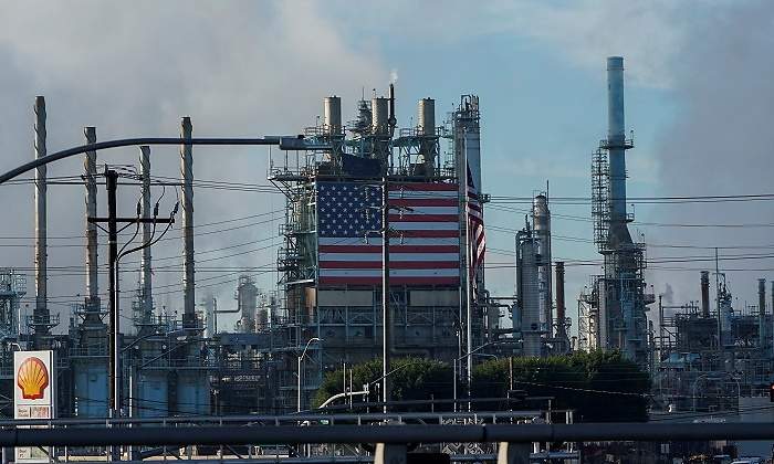 marathon-petroleum-refineria-california.jpg