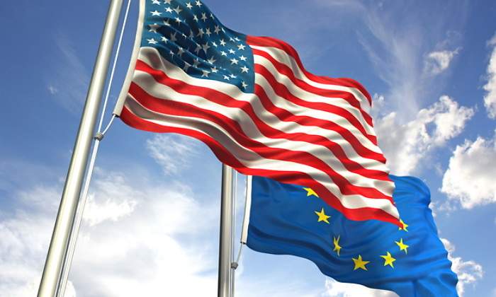 eeuu-union-europea-ue-banderas-cielo-getty-770x420.jpg