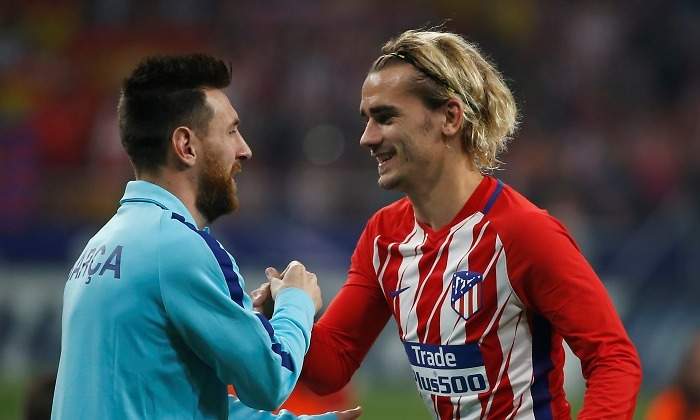 Messi-Griezmann-saludo-Atletico-2018-Reuters.jpg