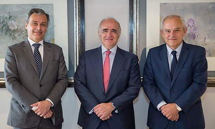 Socios-Kennedys-Espana.jpg