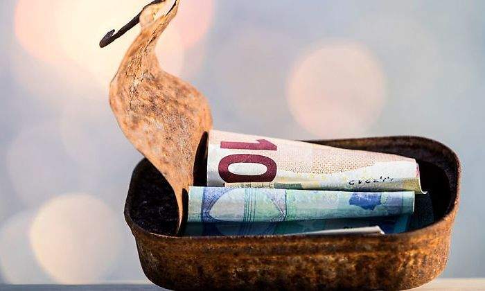 Pobreza-euros.jpg