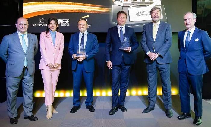 premios-emprendedor-del-ano-ey.jpg