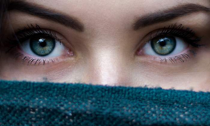 people-2605526_1920.jpg