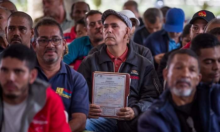 venezuela-censo-vehiculos-efe.jpg