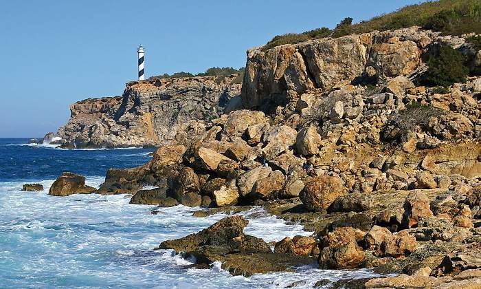 pq-faro-ibiza.jpg