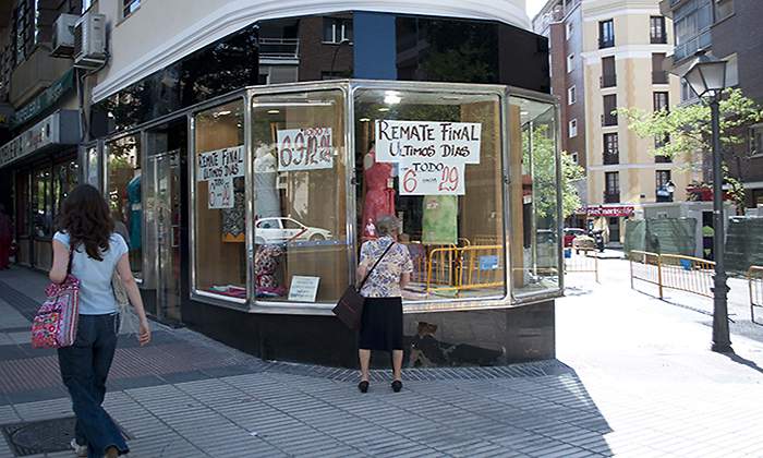 Comercio-liquidacion-cierre--Ana-S-Figal.jpg