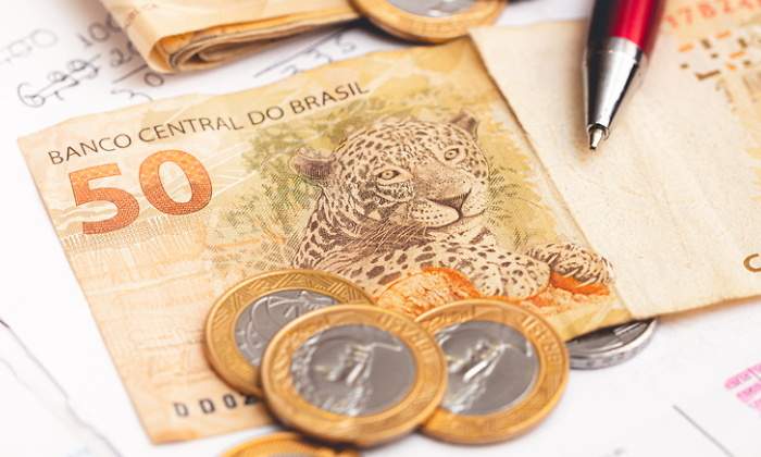 banco-central-brasil-moneda-billete-real-770-dreamstime.jpg