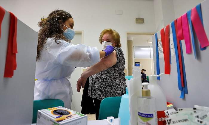 vacunacion-gripe-espana-efe.jpg