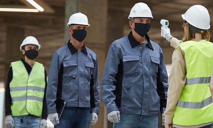 temperatura-covid-trabajadores.jpg