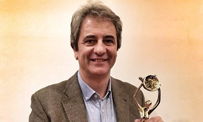 lama-antena-oro.jpg