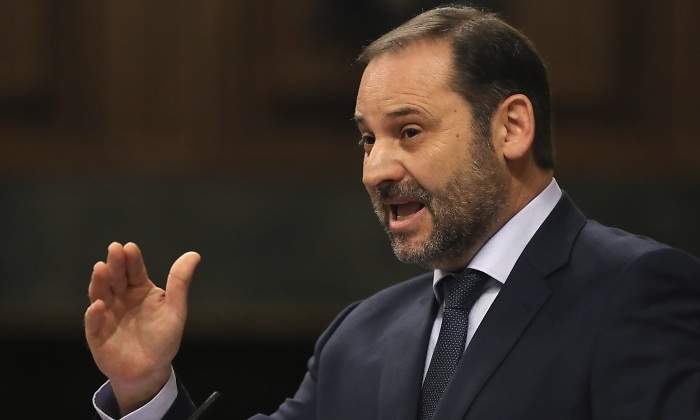 Abalos-mocioncensura-14junio2017-EFE2.jpg