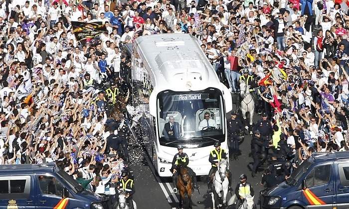 Bus-RealMadrid-recibimiento-Champions-2018-Reuters.jpg