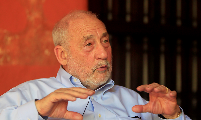 stiglitz-economista-efe.png