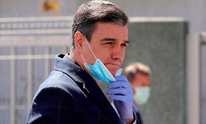 sanchez-pedro-mascarilla.jpg