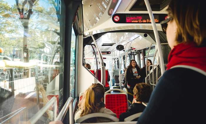 autobus-pasajero-barcelona-dreams.jpg