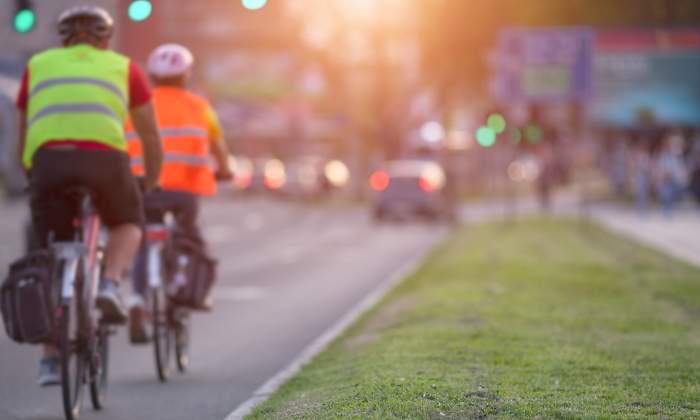 bicicletas-patinetes-luces-multa-dreamstime.jpg