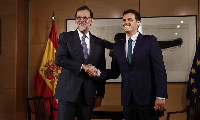 RajoyRivera-Congreso3agosto2016EFE3.jpg