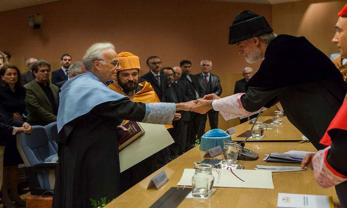 HONORIS-CAUSA-ESPOSITO_preview11111111111.jpg