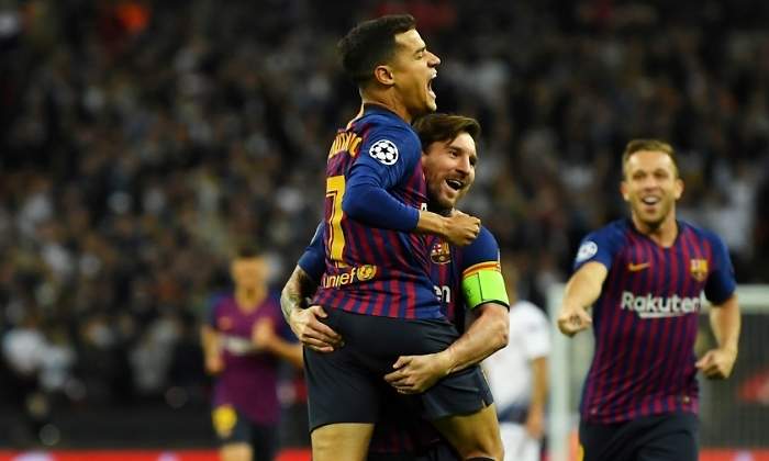 messi-coutinho-2018-celebran-reuters.jpg